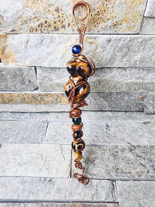 Anuli | Tiger's Eye Crystal Smoke Clips: Nature's Luxe for Herbal Rituals